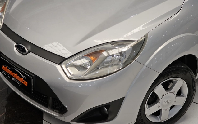 imagem-https://www.socarrao.com.br/sc-vehicle-images-prod/3916192/1789670697454-1_033028.jpg