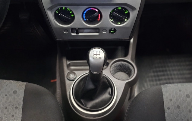imagem-https://www.socarrao.com.br/sc-vehicle-images-prod/3916192/1789670697476-1_033117.jpg