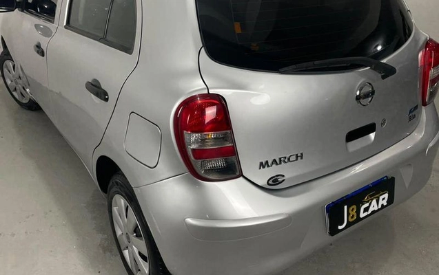 imagem-https://www.socarrao.com.br/sc-vehicle-images-prod/3916205/1789670727259-8479166_0_B_b17cddb903.jpeg