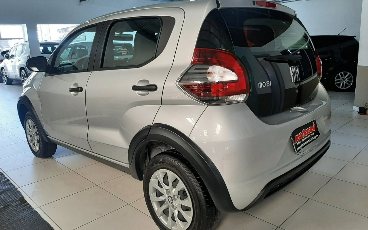 imagem-https://www.socarrao.com.br/sc-vehicle-images-prod/3916236/1789685401932-My5qcGc.jpg