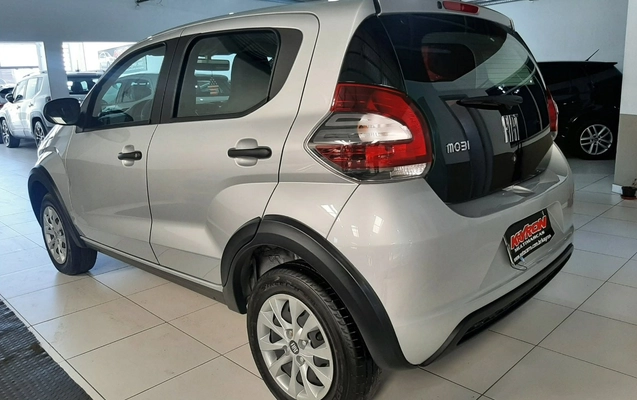 imagem-https://www.socarrao.com.br/sc-vehicle-images-prod/3916236/1789685401932-My5qcGc.jpg