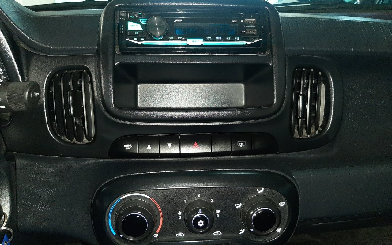 imagem-https://www.socarrao.com.br/sc-vehicle-images-prod/3916236/1789685402312-Ny5qcGc.jpg