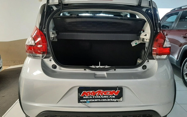 imagem-https://www.socarrao.com.br/sc-vehicle-images-prod/3916236/1789685402633-MTEuanBn.jpg