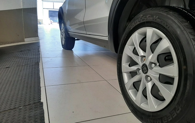 imagem-https://www.socarrao.com.br/sc-vehicle-images-prod/3916236/1789685403216-MTguanBn.jpg
