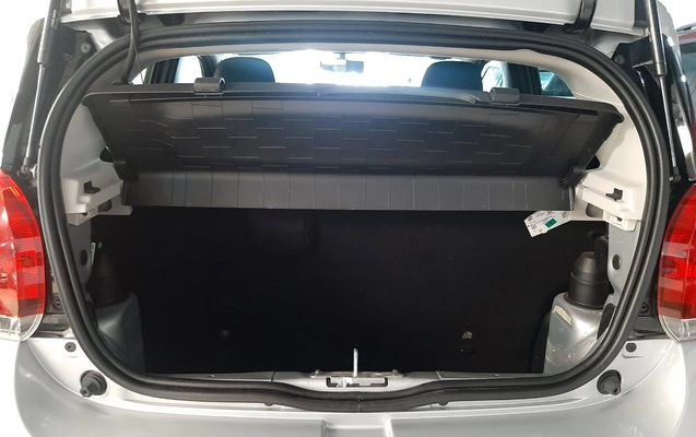 imagem-https://www.socarrao.com.br/sc-vehicle-images-prod/3916236/1789685403364-MjAuanBn.jpg
