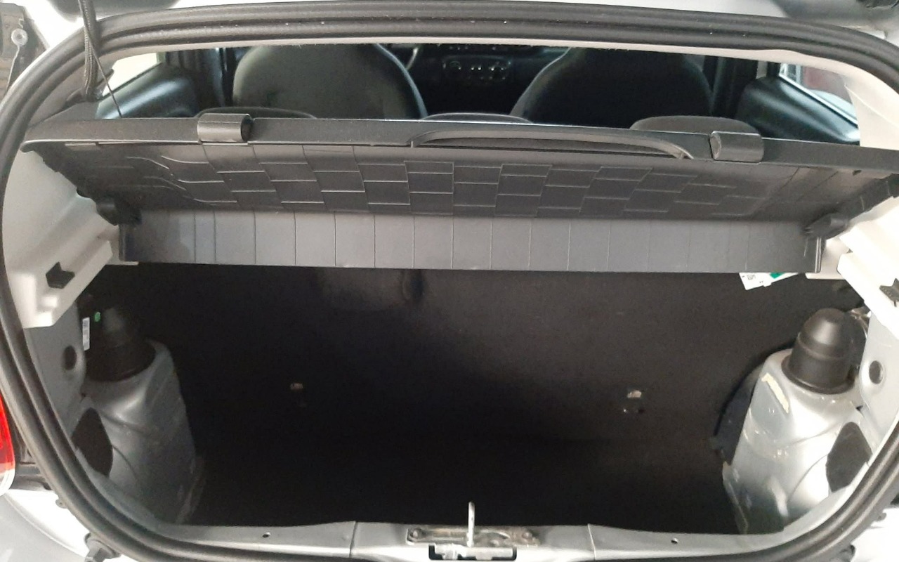 imagem-https://www.socarrao.com.br/sc-vehicle-images-prod/3916236/1789685403522-MjIuanBn.jpg