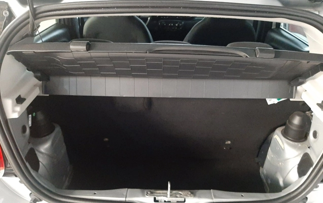 imagem-https://www.socarrao.com.br/sc-vehicle-images-prod/3916236/1789685403522-MjIuanBn.jpg
