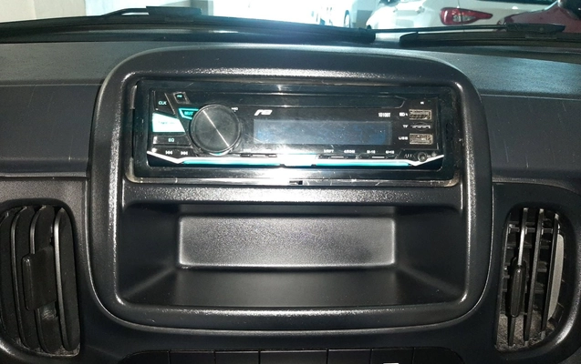 imagem-https://www.socarrao.com.br/sc-vehicle-images-prod/3916236/1789685403717-MjYuanBn.jpg