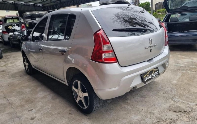 imagem-https://www.socarrao.com.br/sc-vehicle-images-prod/3916251/1789670855448-8422528_2_B_8c87759015.jpeg