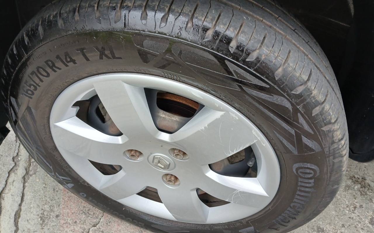 imagem-https://www.socarrao.com.br/sc-vehicle-images-prod/3916277/1789670943767-MTc4OTY3MDQ5NDYxMjEyNzM1NjUwNDA1ODA1MDM2NDIuanBn.jpg