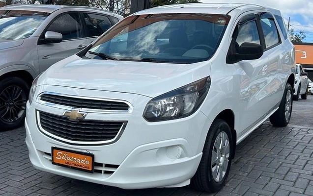 imagem-https://www.socarrao.com.br/sc-vehicle-images-prod/3916343/1789671588545-8485864_0_B_b811dd273e.jpeg