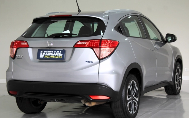 imagem-https://www.socarrao.com.br/sc-vehicle-images-prod/3916348/1789671167188-4_035221.jpg