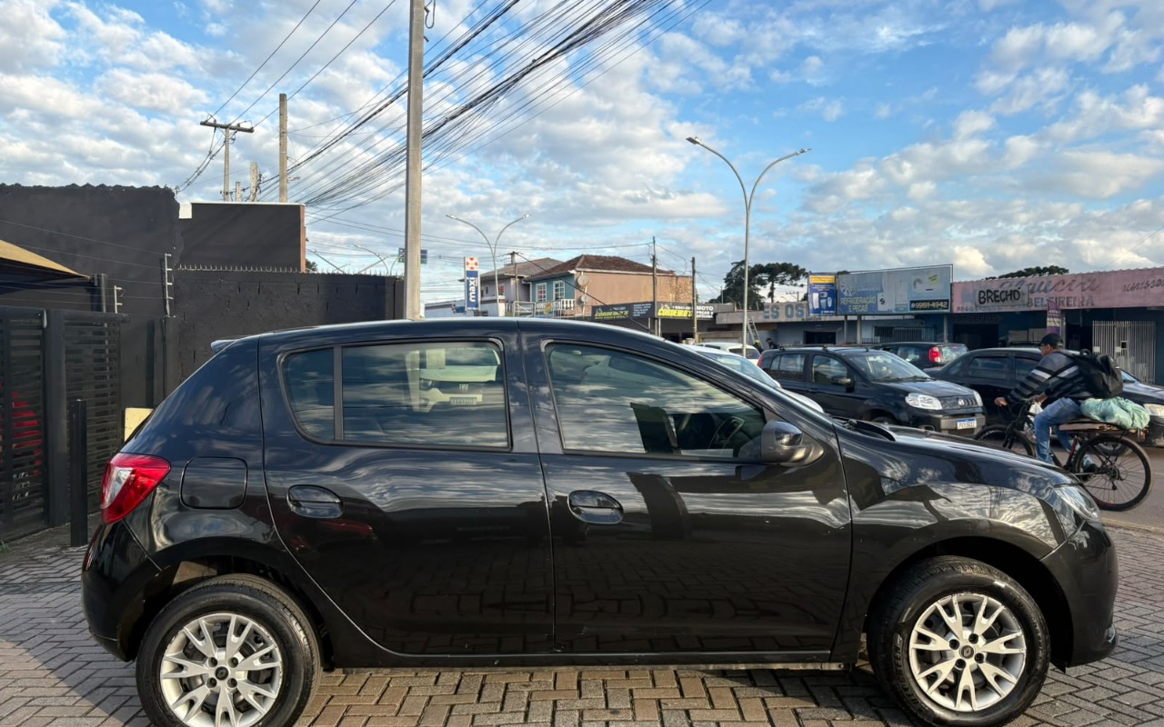 imagem-https://www.socarrao.com.br/sc-vehicle-images-prod/3916371/1789671230888-V2hhdHNBcHAgSW1hZ2UgMjAyNi0wOS0xNSBhdCAxNy4yOS4xMSAoMSkuanBlZw.jpeg