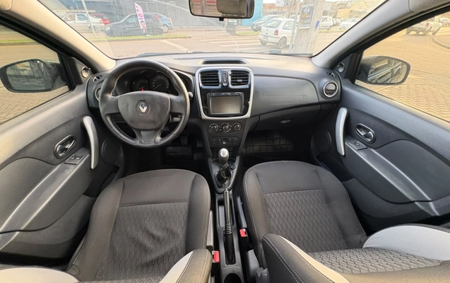 imagem-https://www.socarrao.com.br/sc-vehicle-images-prod/3916371/1789671231439-V2hhdHNBcHAgSW1hZ2UgMjAyNi0wOS0xNSBhdCAxNy4yOS4xNCAoMSkuanBlZw.jpeg