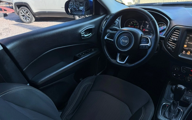 imagem-https://www.socarrao.com.br/sc-vehicle-images-prod/3916397/1789671341738-003_7e1b27a1ac191df4b988db6089eca280.jpeg