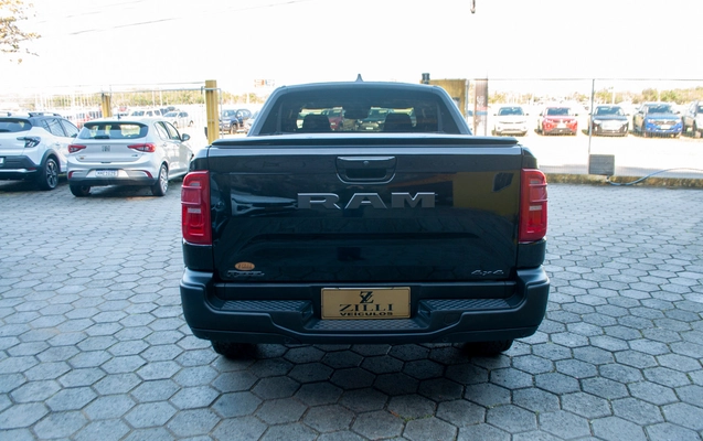 imagem-https://www.socarrao.com.br/sc-vehicle-images-prod/3916431/1789671571146-020d2658ca17438e9aef79c1b9bd5493_1789670583105.jpg