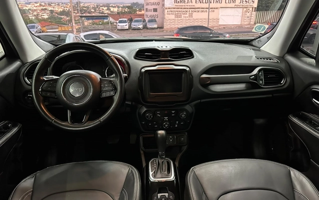 imagem-https://www.socarrao.com.br/sc-vehicle-images-prod/3916443/1789671611715-5_061832.jpg