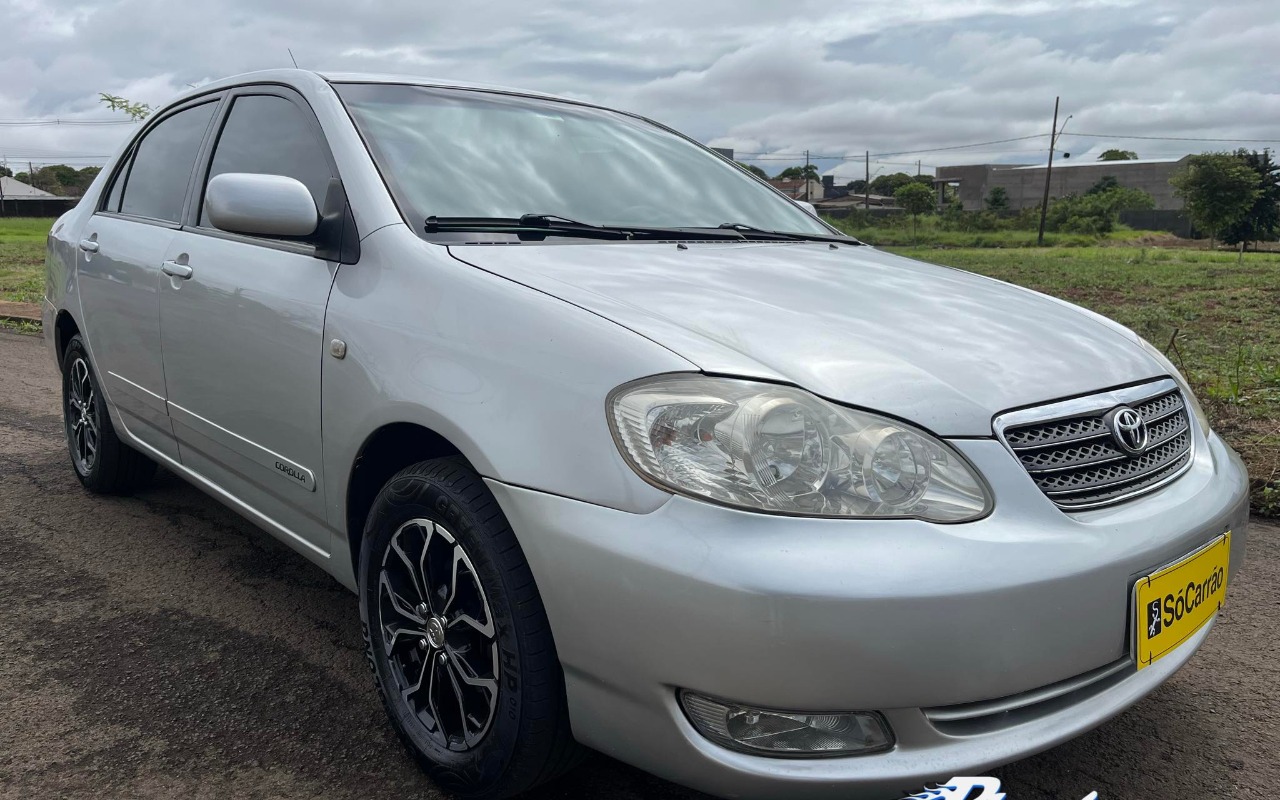 Toyota Corolla 2006 Prata — foto 1 de 3