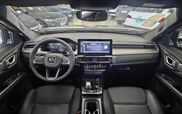 imagem-https://www.socarrao.com.br/sc-vehicle-images-prod/3916469/1789671751862-m4oNJMH6K595RvJq3RNJQBdvWb0wmqGy.jpg