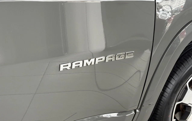 imagem-https://www.socarrao.com.br/sc-vehicle-images-prod/3916503/1789674711006-N29GCrOE8tKwjIWfEiWiRNZMZzCroVn2.jpg