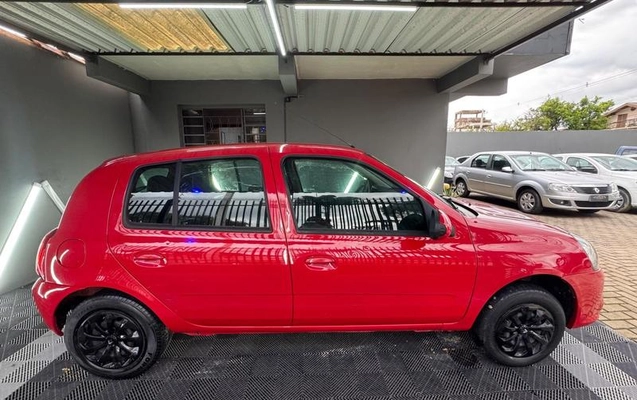 imagem-https://www.socarrao.com.br/sc-vehicle-images-prod/3916567/1789672055618-8347332_14_B_d50cfb1b63.jpeg
