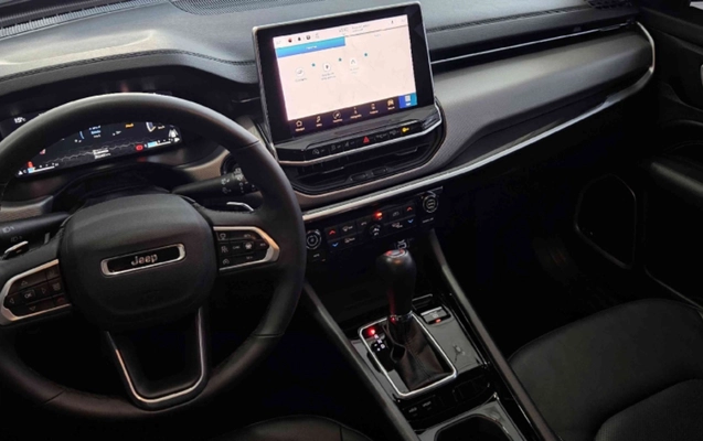 imagem-https://www.socarrao.com.br/sc-vehicle-images-prod/3916611/1789672301605-YXBwLXBob3Rvcy1IaFFyaW51YnNIWHdVd3RkWm90OUFVSm9zZGhuQ2c2Zy5qcGc.jpg