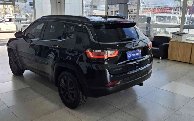 imagem-https://www.socarrao.com.br/sc-vehicle-images-prod/3916611/1789672301797-YXBwLXBob3Rvcy1OZEpaZEcyYlVlN2tJN3RKTVJDeGFaNnRJVTdmYTV6Qy5qcGc.jpg