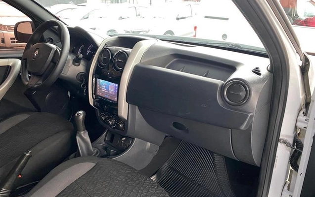 imagem-https://www.socarrao.com.br/sc-vehicle-images-prod/3916640/1791226455309-8477111_22_B_922e6f5638.jpeg