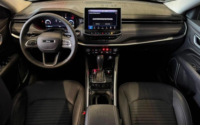 imagem-https://www.socarrao.com.br/sc-vehicle-images-prod/3916679/1789672404550-8223530_13_B_b8b02c31ef.jpeg
