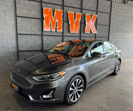 Ford Fusion 2019 Cinza — foto 1 de 3