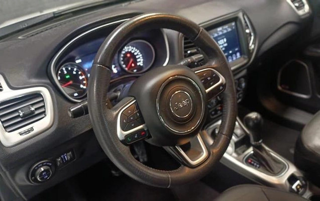 imagem-https://www.socarrao.com.br/sc-vehicle-images-prod/3916757/1789672536628-8435008_10_B_e59c33a310.jpeg