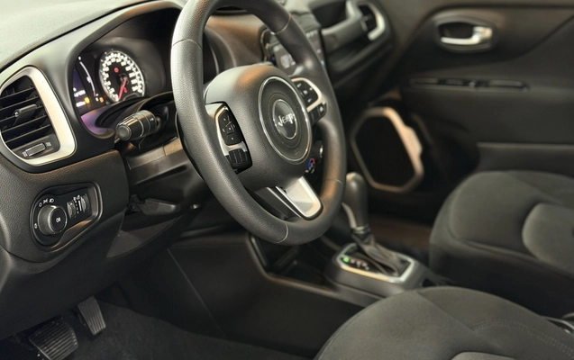 imagem-https://www.socarrao.com.br/sc-vehicle-images-prod/3916767/1789672484987-8_094228.jpg