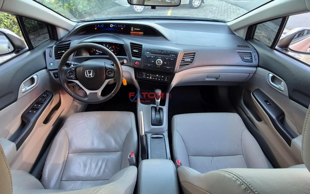 imagem-https://www.socarrao.com.br/sc-vehicle-images-prod/3916779/1789672496827-50d7717859204931a02ad6b6202f84aa_1789669556586.jpg