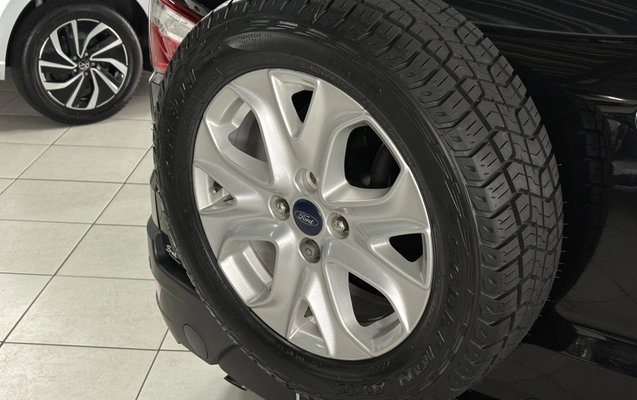 imagem-https://www.socarrao.com.br/sc-vehicle-images-prod/3916815/1789674687158-u8yHjFWYKU3lXvrfbqLVMhkFKXnVOuWZ.jpg