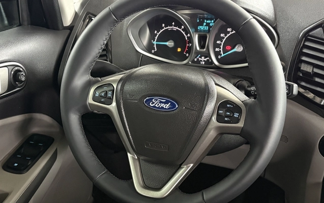 imagem-https://www.socarrao.com.br/sc-vehicle-images-prod/3916815/1789674687163-w75r2VJsikZ3FNS93FEWO9H6BtxiBxGF.jpg