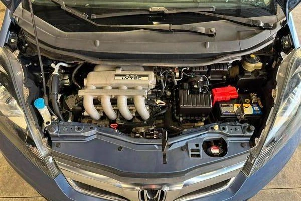 imagem-https://www.socarrao.com.br/sc-vehicle-images-prod/3916882/1789672701655-8290785_6_B_d1af8a0b21.jpeg