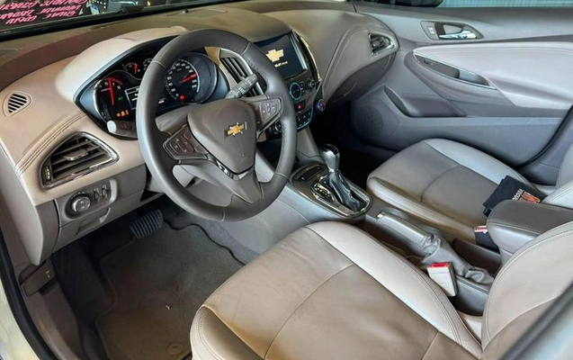 imagem-https://www.socarrao.com.br/sc-vehicle-images-prod/3916897/1789672711125-8407697_1_B_b6ee8b62a8.jpeg