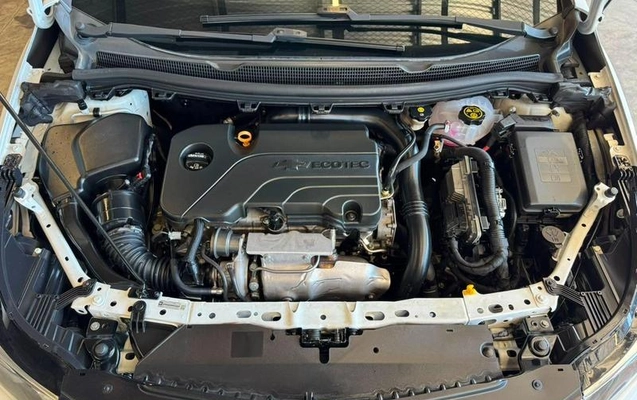 imagem-https://www.socarrao.com.br/sc-vehicle-images-prod/3916897/1789672711128-8407697_1_B_c97e5bcf60.jpeg