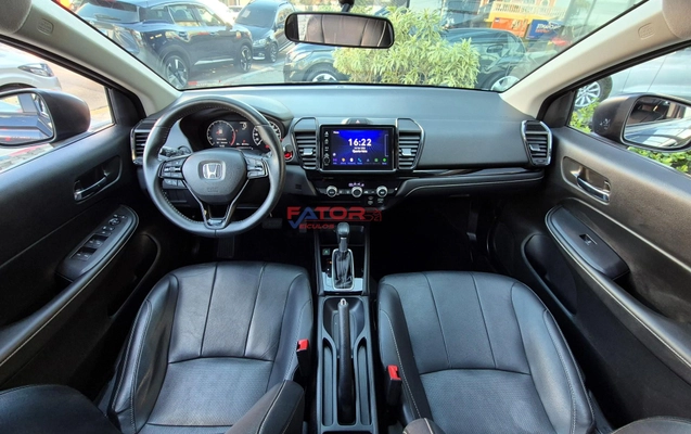 imagem-https://www.socarrao.com.br/sc-vehicle-images-prod/3916954/1789672755059-e85d6c94803c4b889a0f346da295d17e_1789669779266.jpg