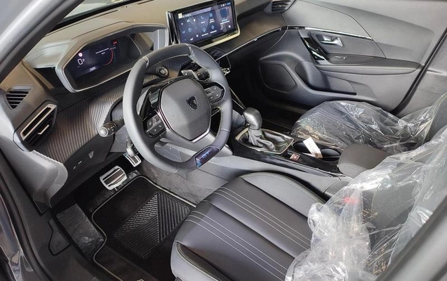 imagem-https://www.socarrao.com.br/sc-vehicle-images-prod/3917014/1789672927852-7844617_8_B_8c7021246f.jpeg