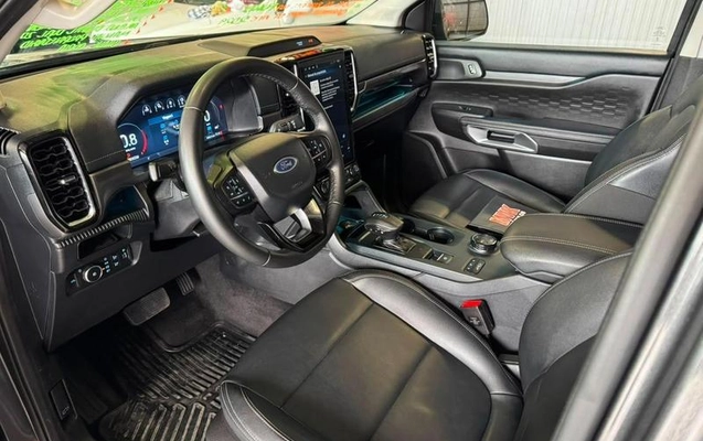 imagem-https://www.socarrao.com.br/sc-vehicle-images-prod/3917048/1789672950200-8263235_13_B_eb763c7917.jpeg