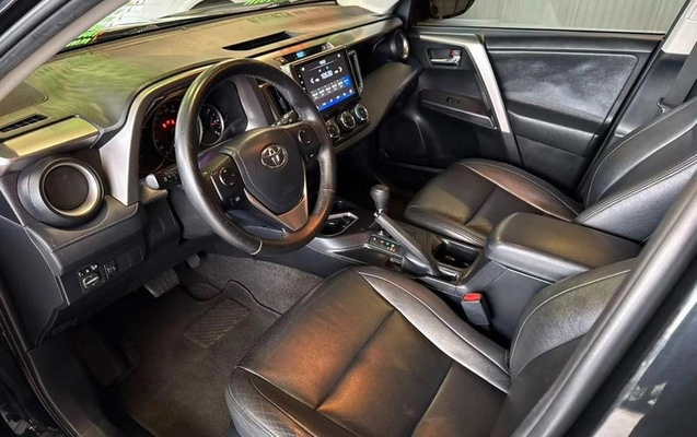 imagem-https://www.socarrao.com.br/sc-vehicle-images-prod/3917053/1789672951112-8312956_10_B_b00f6fb60b.jpeg