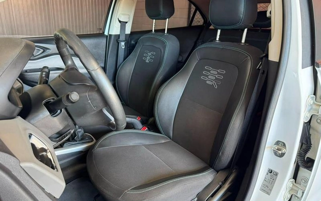 imagem-https://www.socarrao.com.br/sc-vehicle-images-prod/3917063/1789672957241-8395344_1_B_1d15dbdf43.jpeg