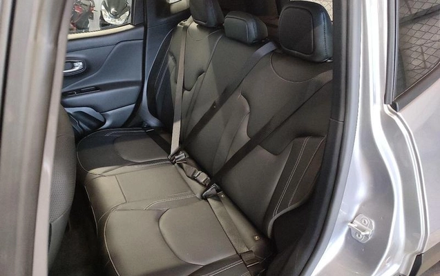 imagem-https://www.socarrao.com.br/sc-vehicle-images-prod/3917064/1789672958038-8407706_3_B_f820b28114.jpeg