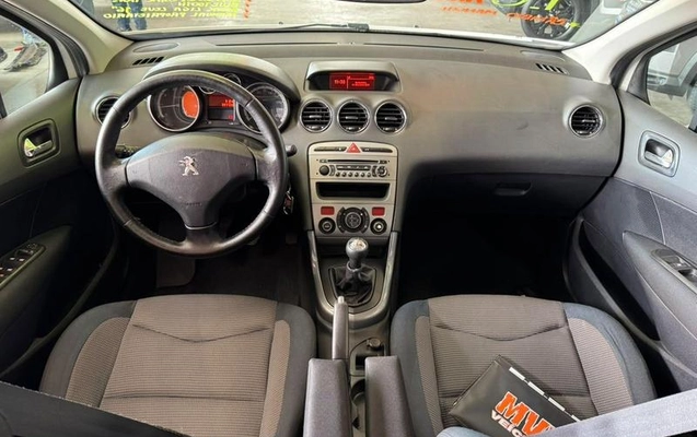 imagem-https://www.socarrao.com.br/sc-vehicle-images-prod/3917085/1789672973963-8384560_11_B_88f6d35356.jpeg