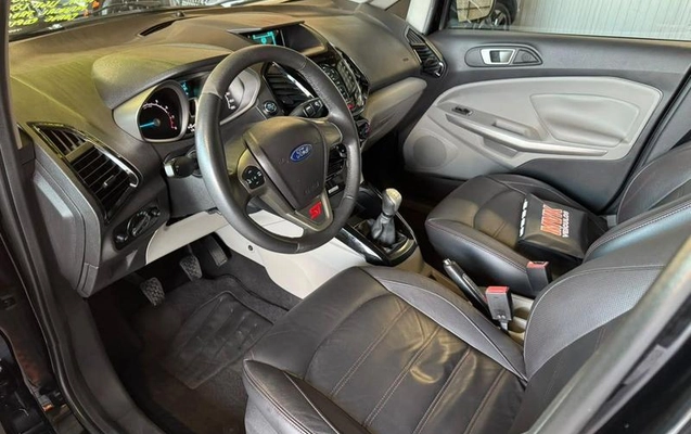 imagem-https://www.socarrao.com.br/sc-vehicle-images-prod/3917098/1789672983338-8467205_1_B_fff01794a7.jpeg