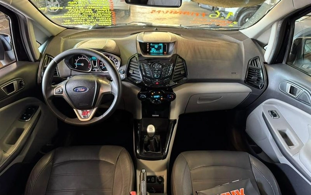 imagem-https://www.socarrao.com.br/sc-vehicle-images-prod/3917098/1789672983339-8467205_10_B_93276f8909.jpeg