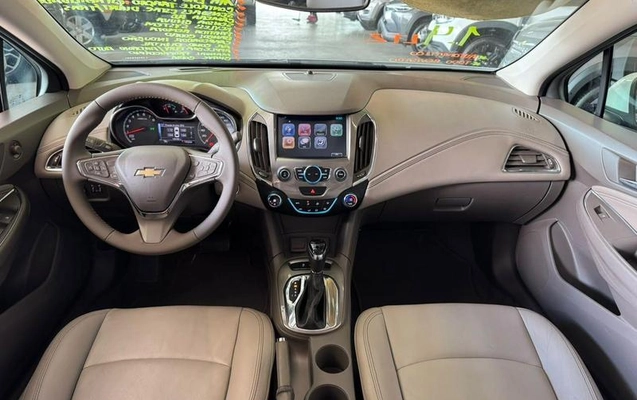 imagem-https://www.socarrao.com.br/sc-vehicle-images-prod/3917101/1789672985004-8466390_12_B_b0c6d8a28d.jpeg
