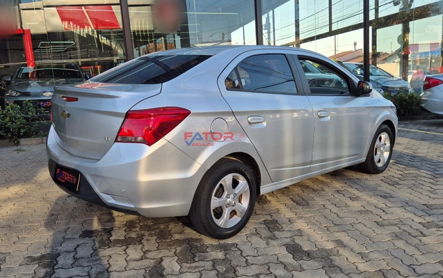 imagem-https://www.socarrao.com.br/sc-vehicle-images-prod/3917104/1789672994904-c598de420bcd445cbf5453c82a42c47e_1789669982047.jpg