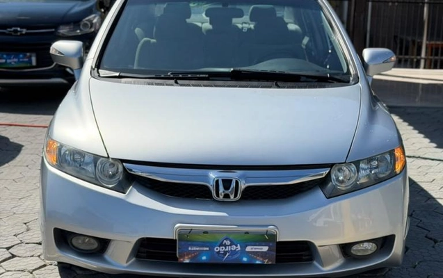 imagem-https://www.socarrao.com.br/sc-vehicle-images-prod/3917123/1789673146902-69416aac3a97a6bb4.jpeg